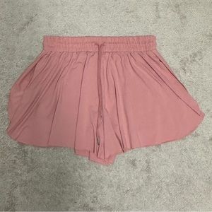 New without tag Love Tree butterfly short in size M